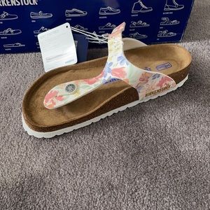 NWT size 36 Birkenstock Gizeh. New in box!